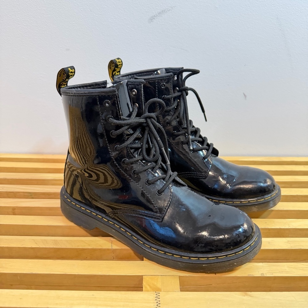 Dr. Martens 1460 Y Originals Patent Leather Boots Side Zipper Women’s Size 7 NEW